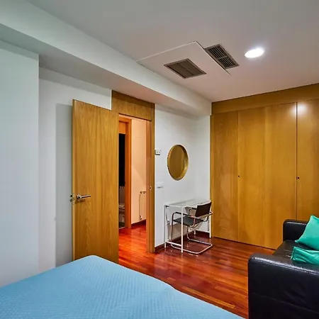 2prior 5 -plaza Mayor -by Victoria Appartement